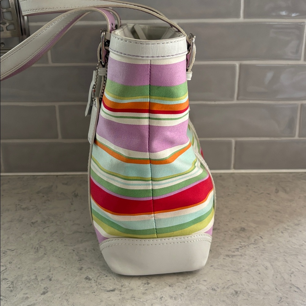 Coach Y2K 2007 Hampton Multi-Color Stripe Medium Canvas/ Leather Tote F10705 - Picture 4 of 15